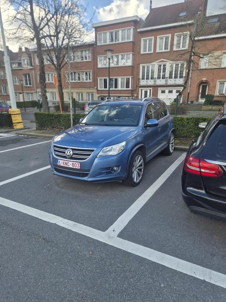 Volkswagen Tiguan – Bon état – Bien équipée, Auto's, Euro 5, Blauw, Leder, Particulier