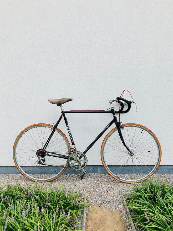 Zwarte vintage Novy koersfiets, Vélos & Vélomoteurs, Vélos | Ancêtres & Oldtimers, Enlèvement