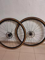 Racefietswielen met bandjes en remschijven., Fietsen en Brommers, Fietsonderdelen, Ophalen