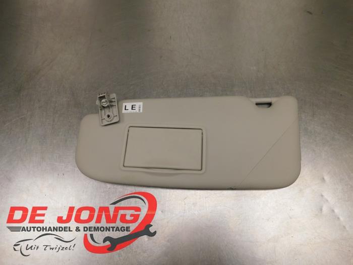 Pare-soleil d'un Nissan Qashqai, -, 3 mois de garantie, Utilisé, -