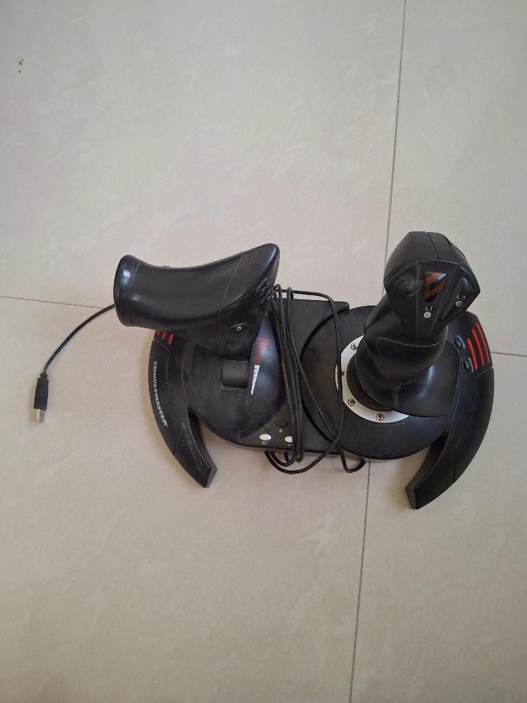 thrustmaster t.flight, Enlèvement