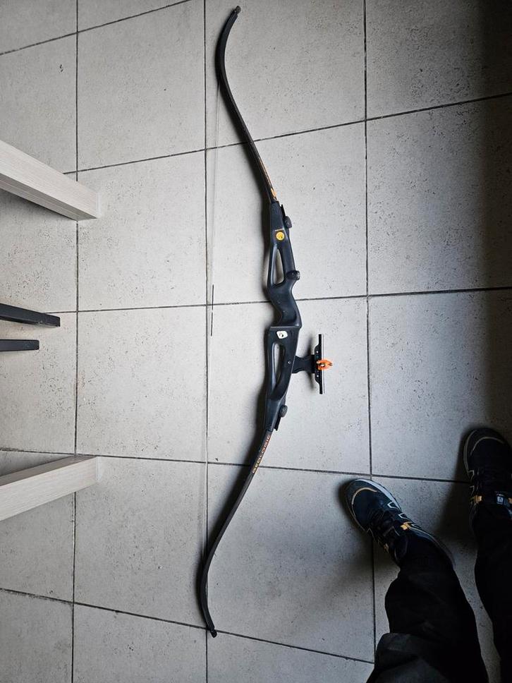 Arc + accessoires, Sports & Fitness, Tir à l'arc, Utilisé, Flèches, Enlèvement