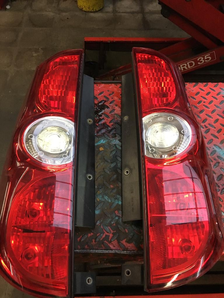FEU ARRIERE OPEL COMBO D, Auto-onderdelen, Verlichting, Opel, Gebruikt, Ophalen