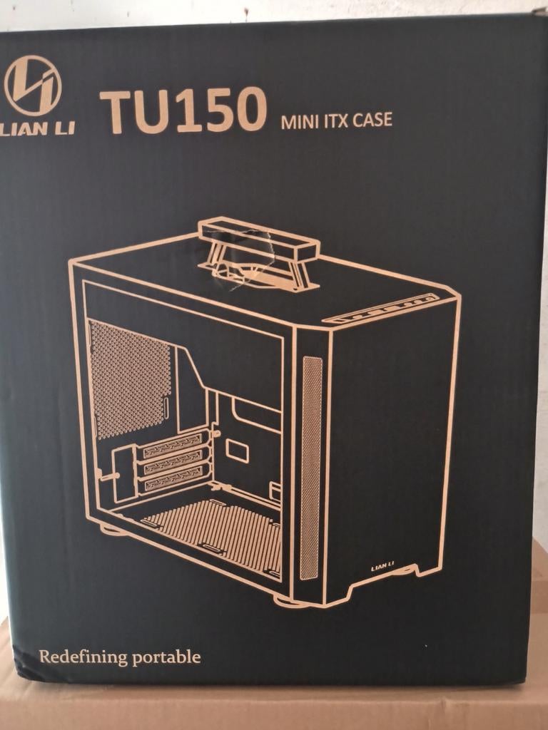 Lian-Li TU150 NIEUW, Enlèvement