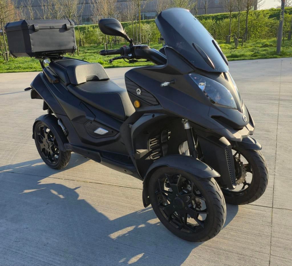 Quadro Wooder Qv4, Motos, Motos | Piaggio, Particulier, Sport, 12 à 35 kW, 1 cylindre, ABS, Éclairage LED, Automatique, Occasion