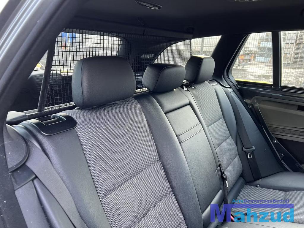 MERCEDES C S204 half leer interieur stoel bank 2011-2013, Mercedes-Benz AG, Mercedes-Benz, Utilisé, Mercedesstrasse 120
70372  Stuttgart, DE