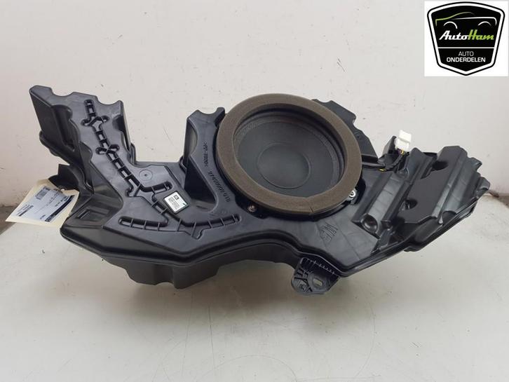 SUBWOOFER Toyota C-HR (X1,X5) (|07420H2011|86150F4030|), Autos : Pièces & Accessoires, Autres pièces automobiles, Toyota, Utilisé