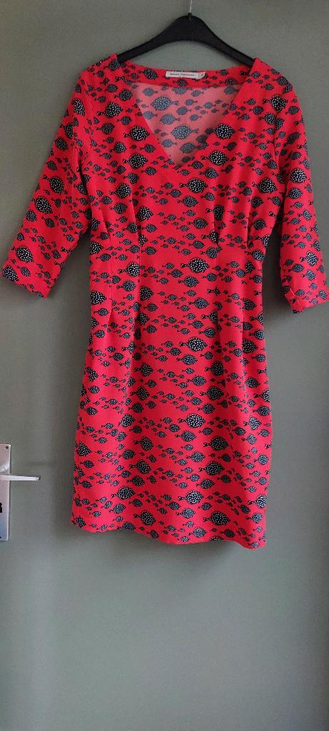 Nieuw kleedje Nathalie Vleeschouwer rood met vissen maat S, Kleding | Dames, Jurken, Nieuw, Maat 36 (S), Rood, Knielengte, Verzenden
