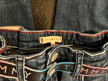 Jeans Tommy Hilfiger 152cm beschikbaar voor biedingen