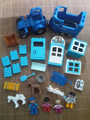 Mooie Duplo manège set met allerlei, 26 stuks, als nieuw beschikbaar voor biedingen