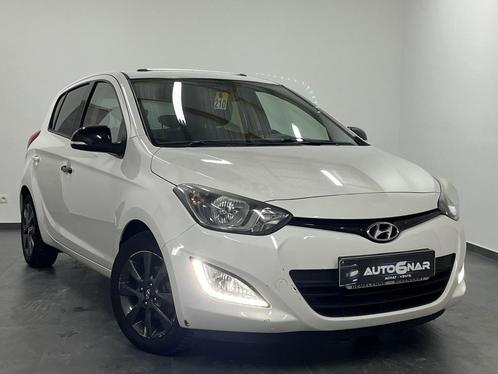 Hyundai i20 1.2i - 1erMain - Airco - Carnet - Toit, Auto's, Hyundai, Bedrijf, Te koop, i20, ABS, Airbags, Airconditioning, Autonomous Driving