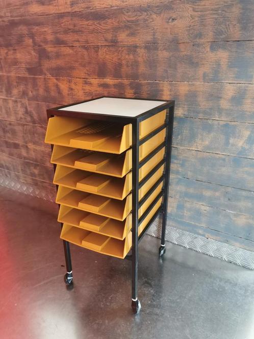 Vintage Mayers & Son ladenkast / systeemtray, Articles professionnels, Aménagement de Bureau & Magasin | Mobilier de bureau & Aménagement