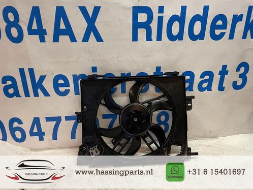 Renault Twingo 2015 Koelvin met motor met artikelnummer 1285, Auto-onderdelen, Motor en Toebehoren, Renault, Gebruikt, Ophalen of Verzenden