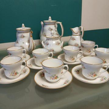 MAGNIFIQUE ANCIENNE PORCELAINE SERVICE A CAFE VIEUX BRUXELLE, Envoi
