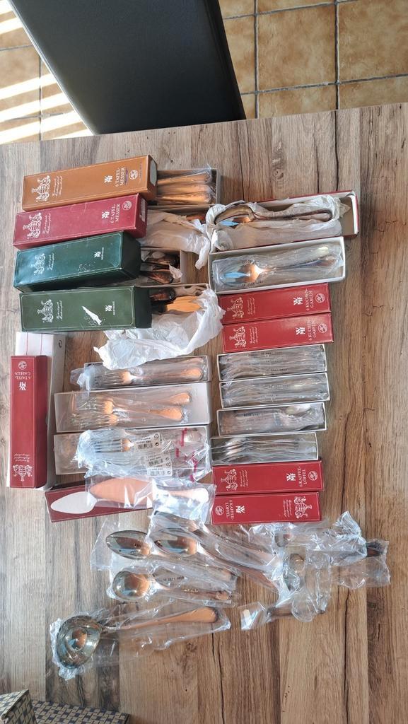 WMF lot couverts complet, Maison & Meubles, Cuisine | Couverts, Neuf, Ensemble de couverts, Argent, Enlèvement