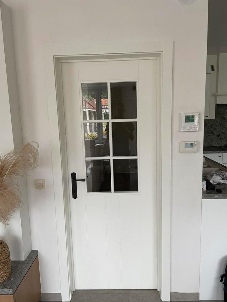 Geschilderde binnendeur in mdf met glas, Doe-het-zelf en Bouw, Deuren en Vliegenramen, Zo goed als nieuw, Binnendeur, Glas, Ophalen
