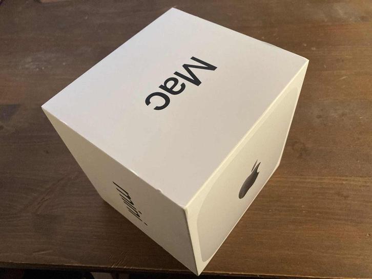 Mac mini M4 pro, Computers en Software, Apple Desktops, Zo goed als nieuw, Mac Mini, SSD, Ophalen of Verzenden