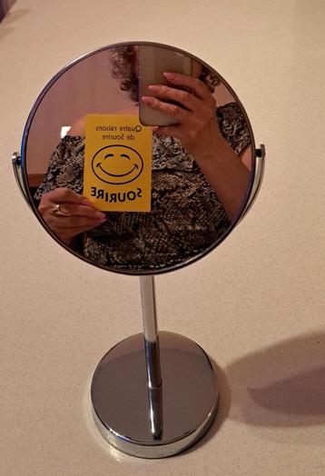 Miroir grossissant " Miomare " beschikbaar voor biedingen
