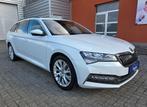 Skoda SuperB iV - 1.4 Benzine PlugInHybrid - Automaat, Auto's, Stof, 4 cilinders, Wit, Hybride Elektrisch/Benzine