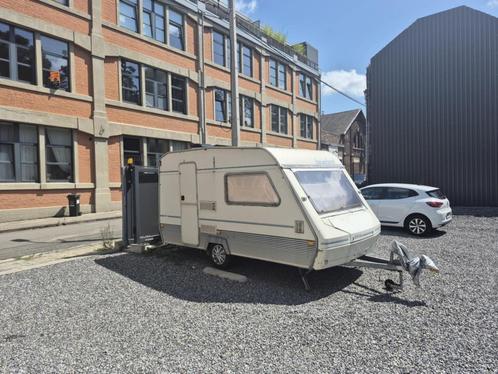 Caravane, Caravans en Kamperen, Caravans, Particulier, tot en met 2, 750 - 1000 kg, Beyerland, Vast bed, 4 tot 5 meter, Gascomfoor
