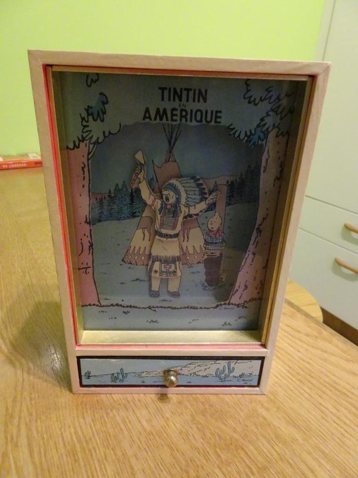 Muziekdoos van de Trousselier - Kuifje in Amerika, Verzamelen, Stripfiguren, Gebruikt, Beeldje of Figuurtje, Kuifje, Ophalen of Verzenden