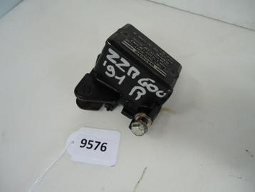 ZZR600 1990 - 1992 Kawasaki Rempomp D1-21251