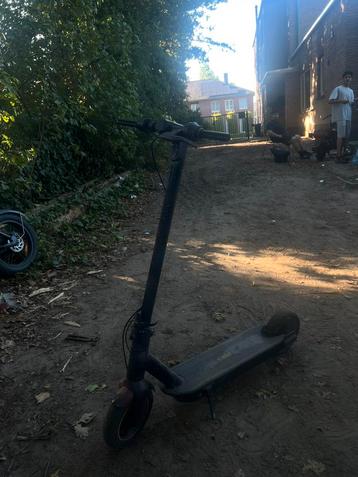 Elektrische step ninebot G30 beschikbaar voor biedingen
