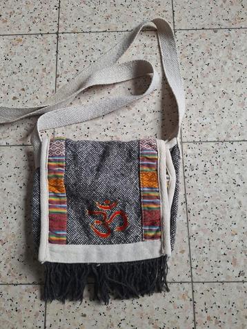 Stoffen schoudertasje + ..... beschikbaar voor biedingen