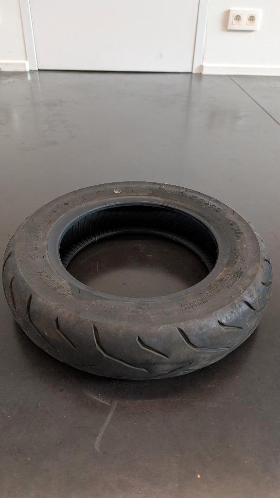 Pneu Dax 10 pouces, Vélos & Vélomoteurs, Pièces de cyclomoteur | Général, Utilisé, Autres types, Enlèvement ou Envoi