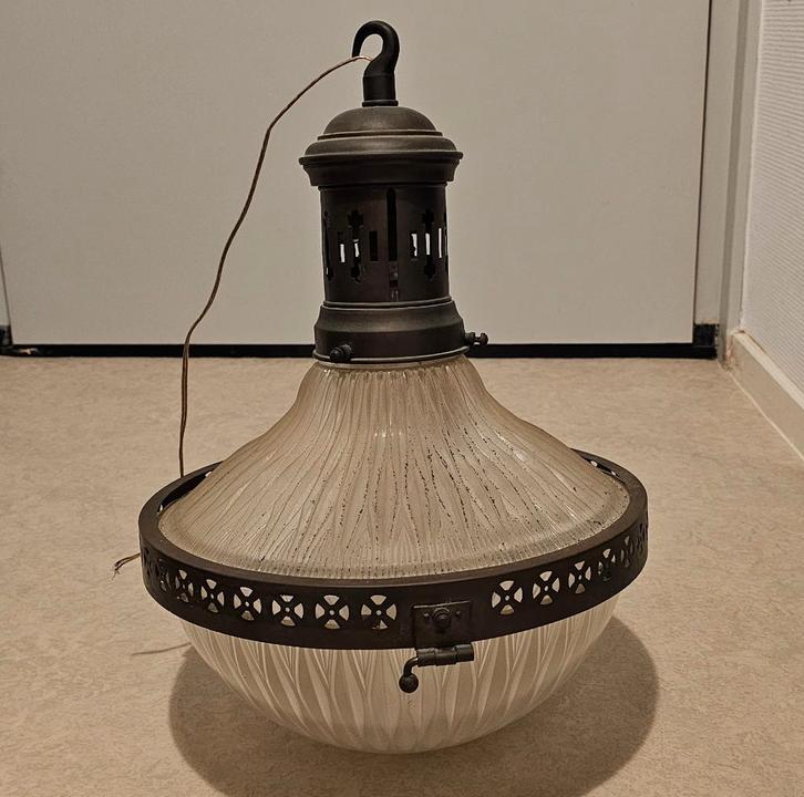 Lampe suspendue ancienne, Antiquités & Art, Antiquités | Éclairage, Enlèvement