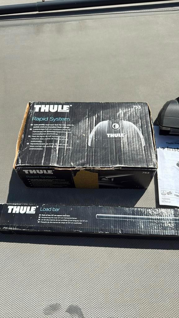 Thule dakdragers met universele clips, Auto diversen, Dakdragers, Zo goed als nieuw, Ophalen of Verzenden