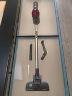 Aspirateur Hoover avec accessoires et support mural, Electroménager, Enlèvement, Utilisé, Aspirateur