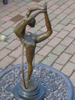 Een ballerina met de bronzen ring gesigneerd, MILO., Antiek en Kunst, Ophalen, Brons