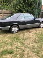 auto oldtimer, Auto's, Automaat, Achterwielaandrijving, Beige, 2300 cc