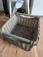 Rieten mand 40 op 40, Dieren en Toebehoren, Ophalen