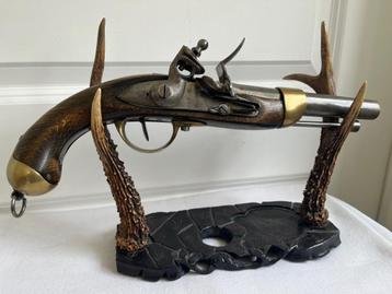 Belle copie pistolet à silex modèle 1822 des années 1950-55