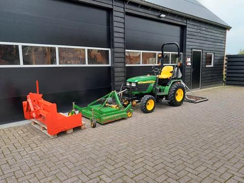 John Deere 4100 HST met maaier grondbak en weidesleep, Zakelijke goederen, Machines en Bouw | Tuin, Park en Bosbouw, Overige typen