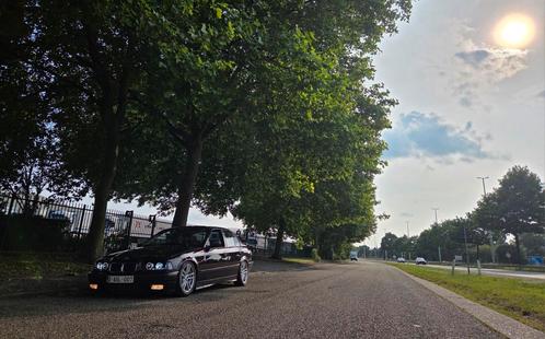 BMW E36 316I in goede staat voor zijn leeftijd!, Auto's, BMW, Particulier, 3 Reeks, ABS, Centrale vergrendeling, Elektrische buitenspiegels