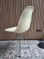 Kuipstoel Eames replica, Enlèvement, Utilisé, Synthétique