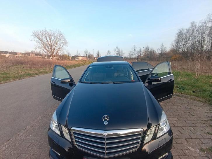 Mercedes E-klasse te koop, Auto's, Mercedes-Benz, Particulier, E-Klasse, Ophalen