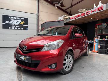 Toyota yaris 1.3 KLAAR OM TE REGISTREREN ‼️ beschikbaar voor biedingen