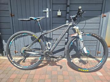 Mountainbike Cube Ltd beschikbaar voor biedingen