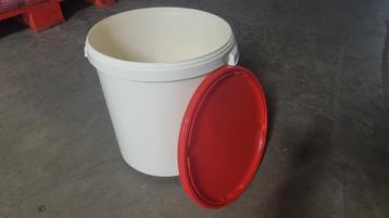 Lege emmers 25 Kg beschikbaar voor biedingen