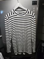 Verschillende vrouwen pulls, Enlèvement ou Envoi