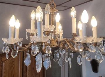 lustre en cristal 8 branches 12 lampes  armature en laiton