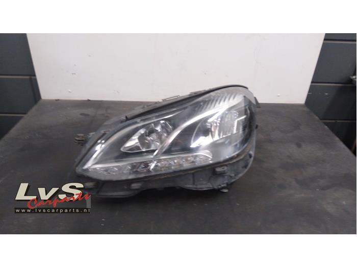 Koplamp links van een Mercedes E-Klasse, Auto-onderdelen, Verlichting, Mercedes-Benz, Gebruikt, 3 maanden garantie, Ophalen of Verzenden