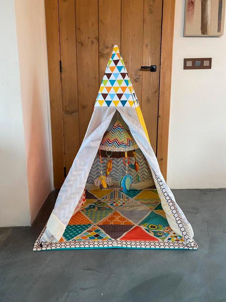 Tente de jeu Infantino super amusante, Enfants & Bébés, Jouets | Tentes de jeu, Utilisé, Enlèvement