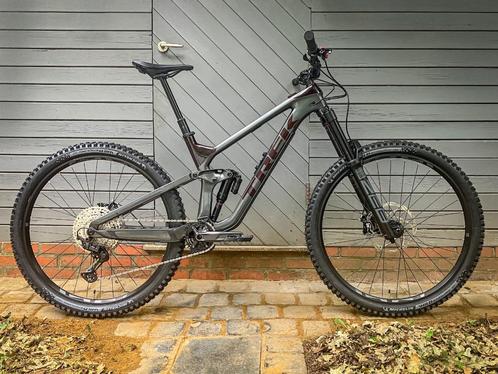 Trek Slash Gen 5 – M/L – 2022 – in absolute topstaat!, Fietsen en Brommers, Fietsen | Mountainbikes en ATB, Zo goed als nieuw