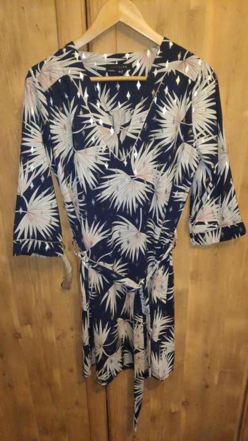 Jurk bladerprint LolaLiza, Kleding | Dames, Jurken, Zo goed als nieuw, Maat 38/40 (M), Zwart, Ophalen of Verzenden