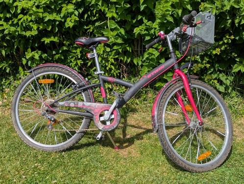 vélo fille 24'' 6vitesses B'TWIN bon état avec panier, Fietsen en Brommers, Fietsen | Meisjes, Gebruikt, 24 inch, Versnellingen
